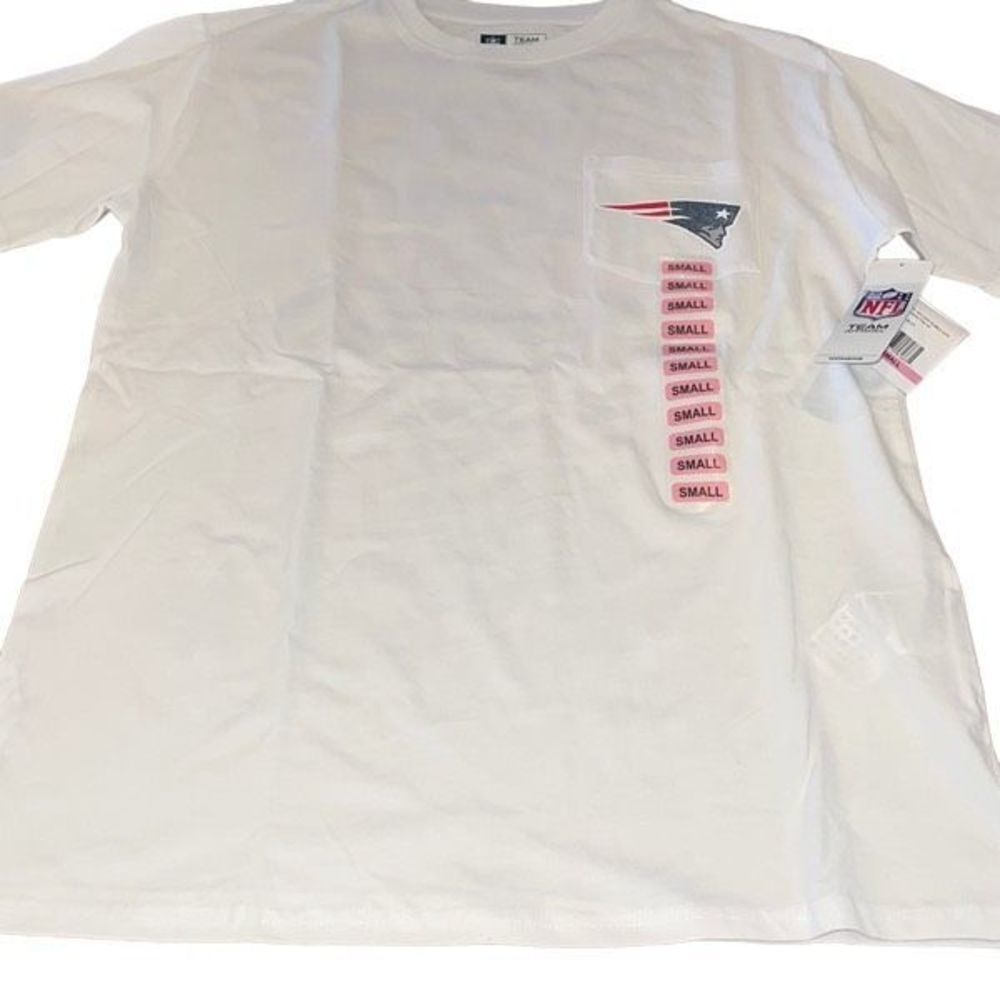 NFL Team Apparel Women’s Short Sleeve Tee New England Patriot’s Small